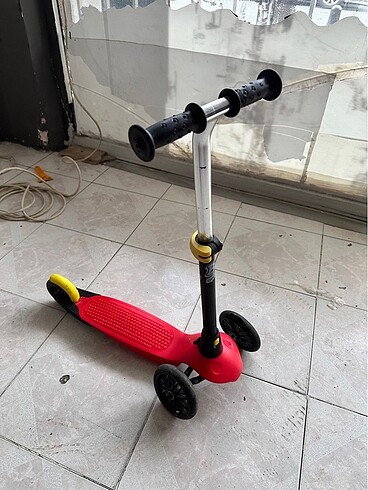 Decathlon B1 scooter - Görsel 2