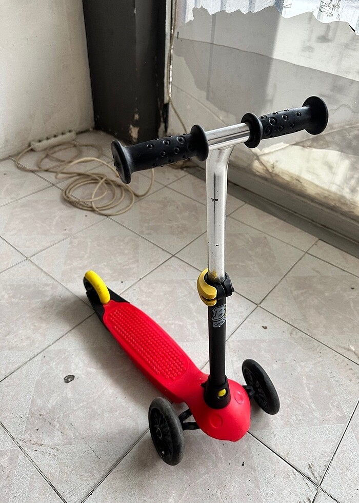 Decathlon B1 scooter - Görsel 4