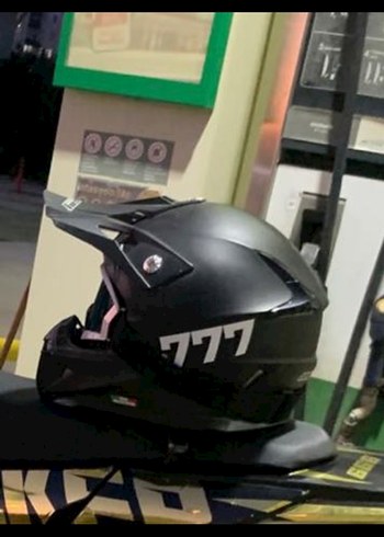 Siyah Biker Tarzı Motosiklet Kaskı 777 - Görsel 3