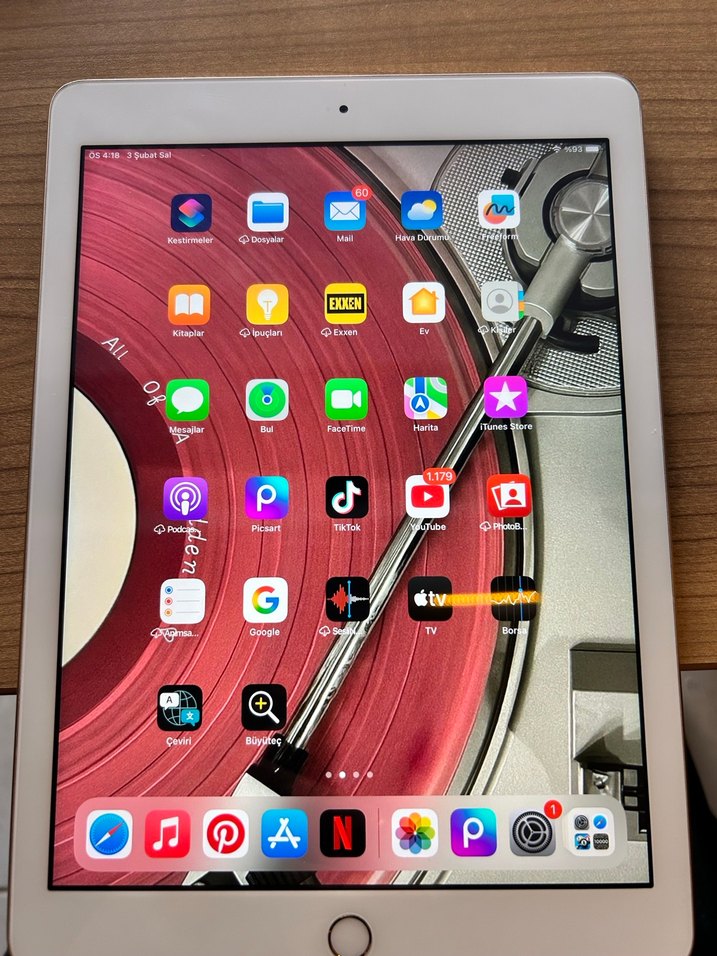 iPad 5. Nesil altın rengi - Görsel 2
