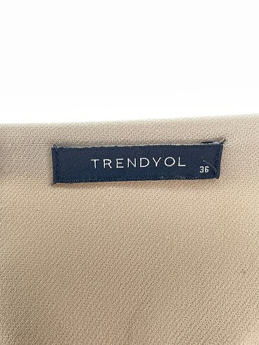 36 Beden çeşitli Renk Trendyol & Milla Kısa Elbise %70 İndirimli.