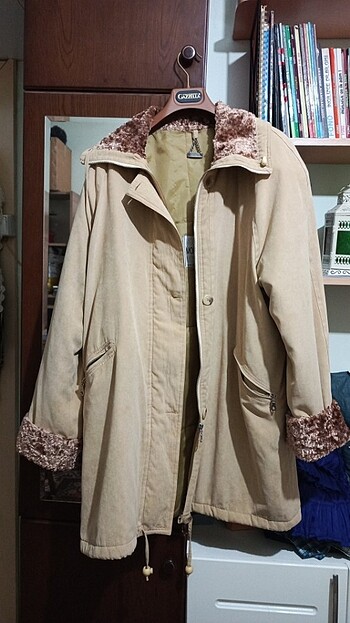 Camel rengi manto