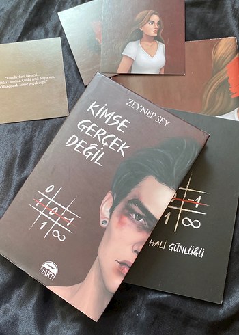  Beden ZEYNEP SEY - kimse gerçek değil kutulu set