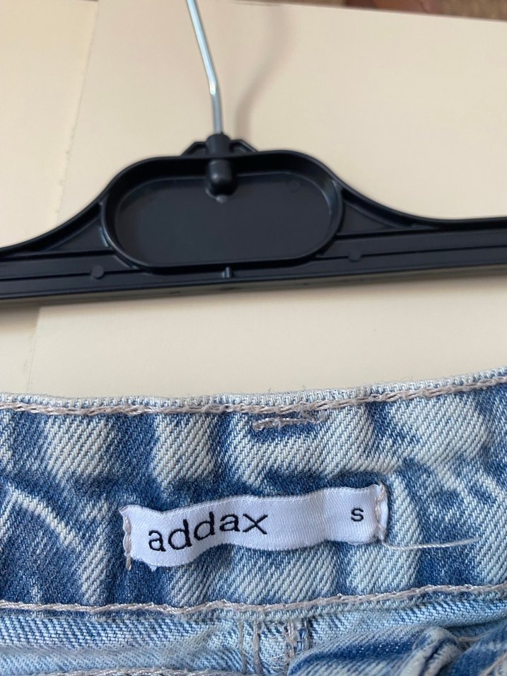 Payet Detaylı Mini Kot Etek - Görsel 2