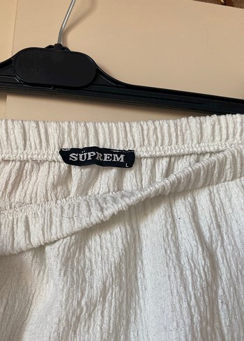 Beyaz Kat Kat Fırfırlı Mini Etek - Görsel 3