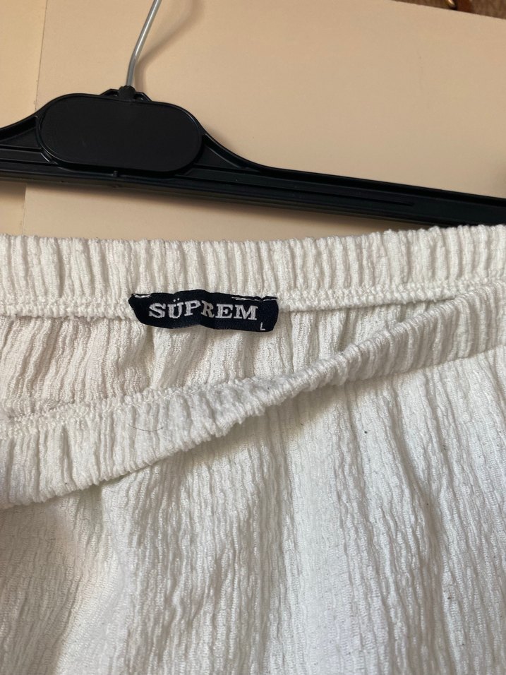 Beyaz Kat Kat Fırfırlı Mini Etek - Görsel 3