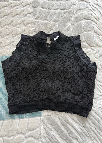 Siyah Dantelli Kolsuz Mini Bluz
