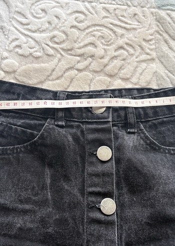 Düğmeli Siyah Midi Denim Etek - Görsel 4