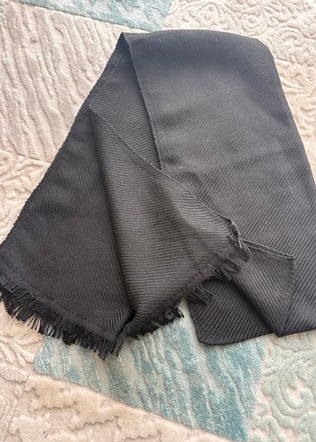 Uzun Siyah Atkı - Görsel 2