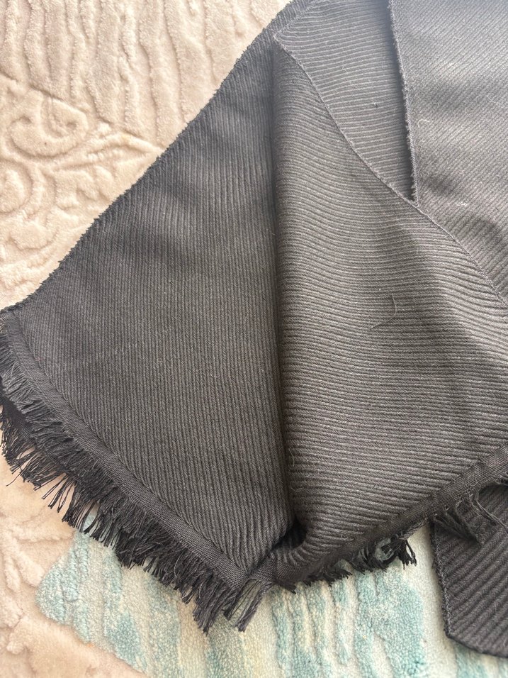 Uzun Siyah Atkı - Görsel 3