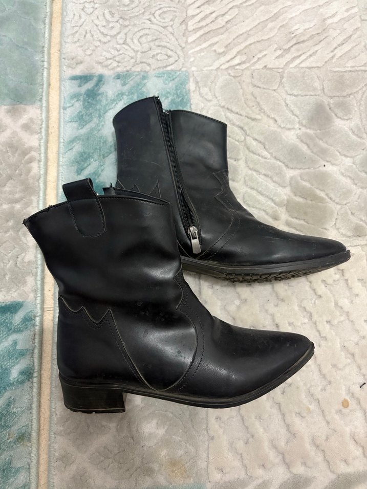 Siyah Deri Kadın Kovboy Çizmesi - Görsel 2