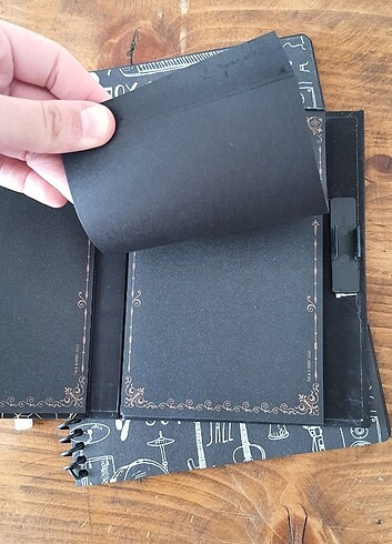 Beden Renk Harry potter Siyah Yapraklı Defter