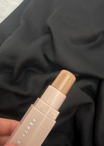 Fenty Beauty kontur stick - Görsel 2