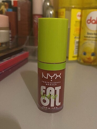 Nyx fat oil