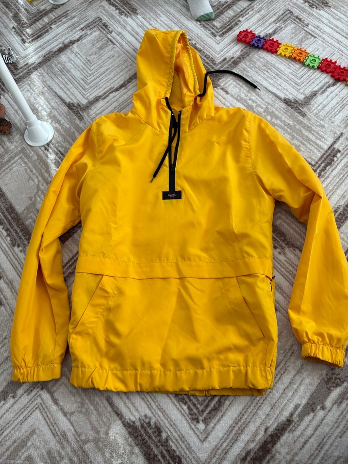 Sarı Kapüşonlu Spor Ceket - Görsel 2