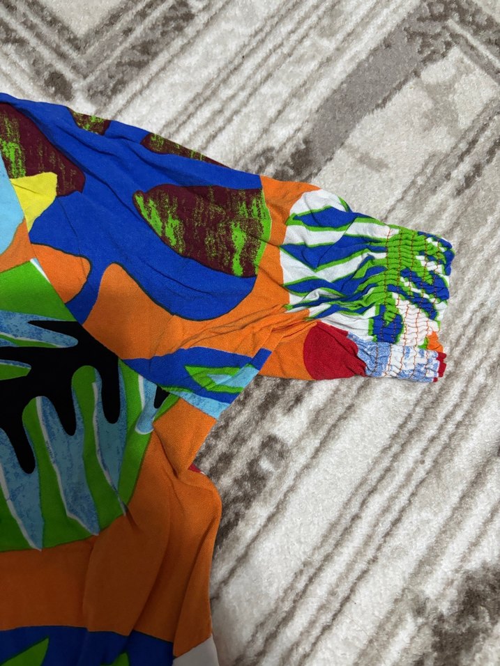 Renkli Yaprak Desenli Uzun V Yaka Elbise - Görsel 4