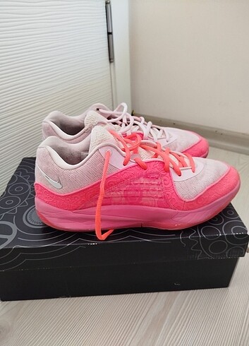 Nike kd 16 aunt pearl
