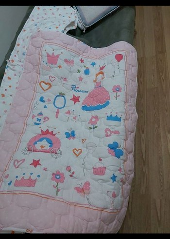 Bebek Pembe Baskılı Taç Marka Uyku Seti - Görsel 2