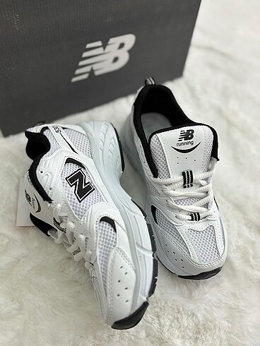 NEW BALANCE 530 SPOR AYAKKABI