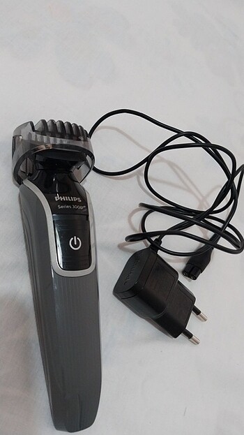 Philips Saç tıraş makinesi ihtiyaç fazlası Temizdir 