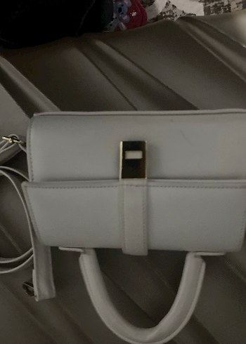 Beyaz Deri Tokalı Kadın Çanta - Görsel 3