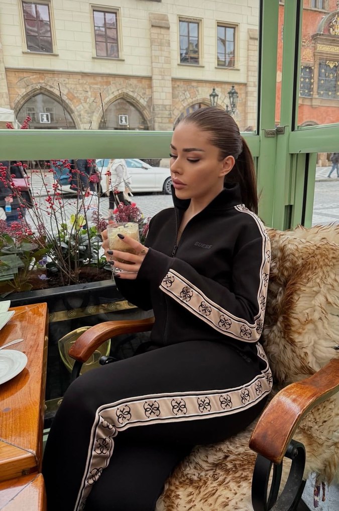 Guess takım - Görsel 2