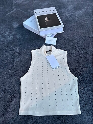 Bershka taşlı atlet