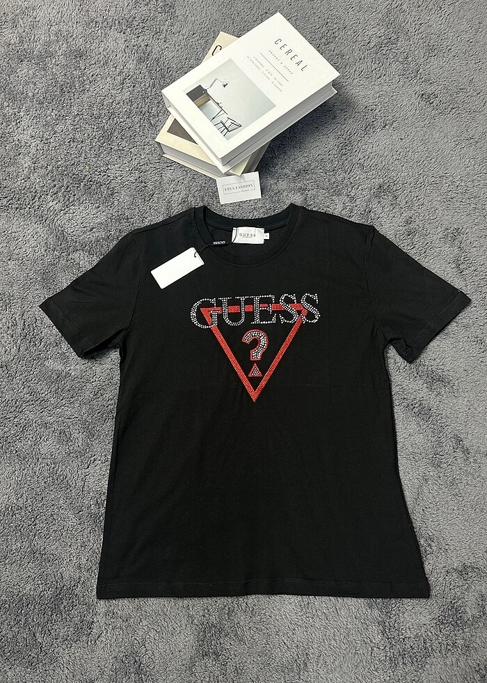 Guess tişört - Görsel 3