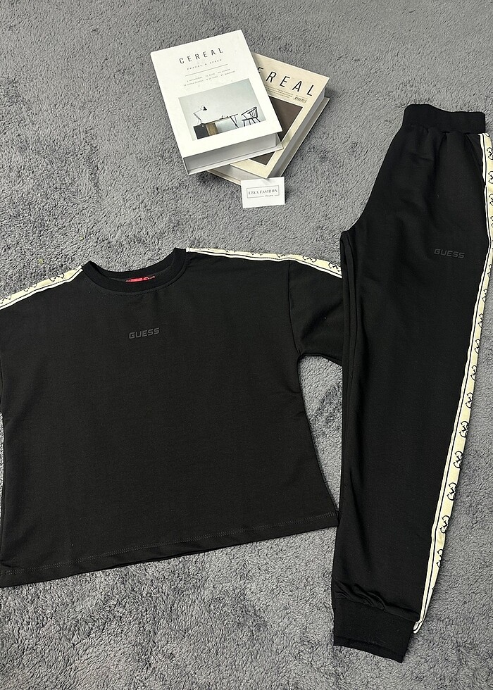 Guess takım - Görsel 2