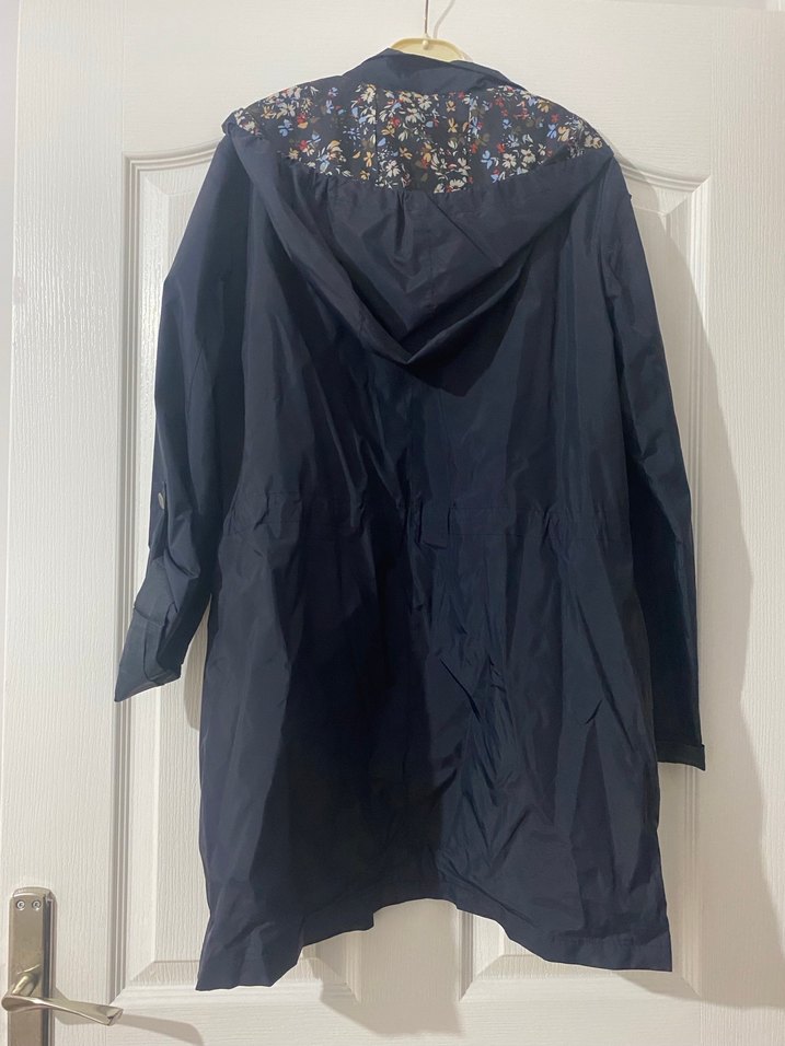 Yağmurluk - Görsel 3