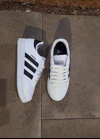 Adidas Ayakkabı