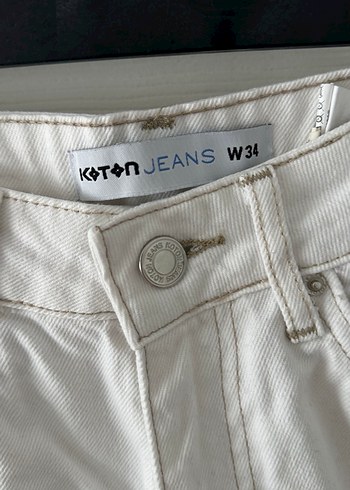 Koton 34 Beden Beyaz Kadın Mini Denim Şort - Görsel 3