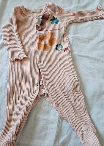 Pembe Çiçek Desenli Örgü Bebek Tulum - Görsel 2