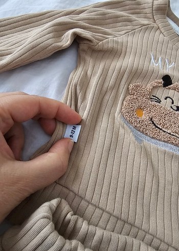 Düğmeli Kahverengi Bebek Takımı - Görsel 4