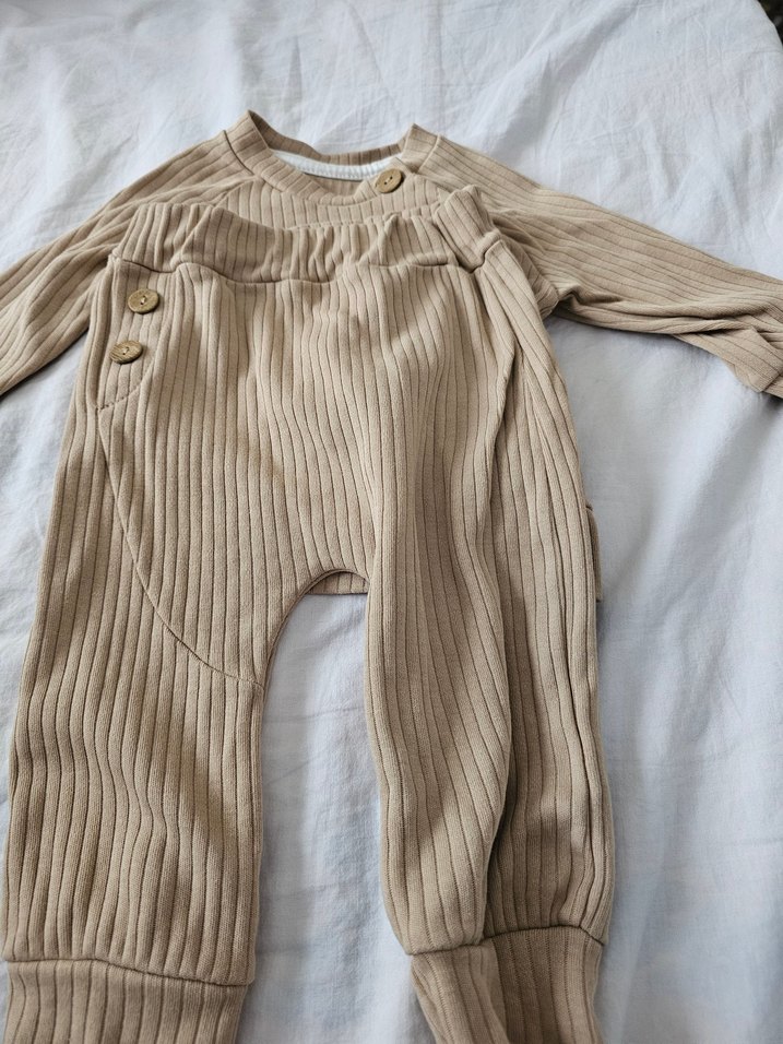 Düğmeli Kahverengi Bebek Takımı - Görsel 2