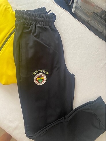 13-14 Yaş Beden çeşitli Renk Fenerbahçe eşofman takımı
