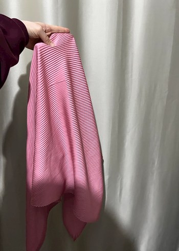 Piliseli Pembe Kadın Şal - Görsel 2