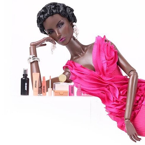 Barbie Integrity Toys Elyse Jolie