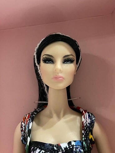 Beden Renk Integrity Toys Giselle Diefendorf