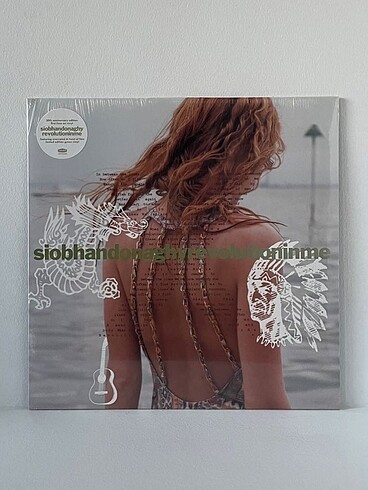 Siobhan Donaghy Revolution in Me Plak