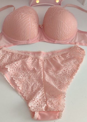 Pembe Bohem Sütyen Takımı 85B sıfır ürün etiketi yok