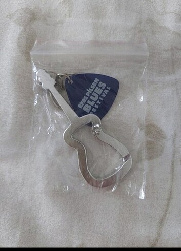 Efes Pilsen penalı gitar anahtarlık 