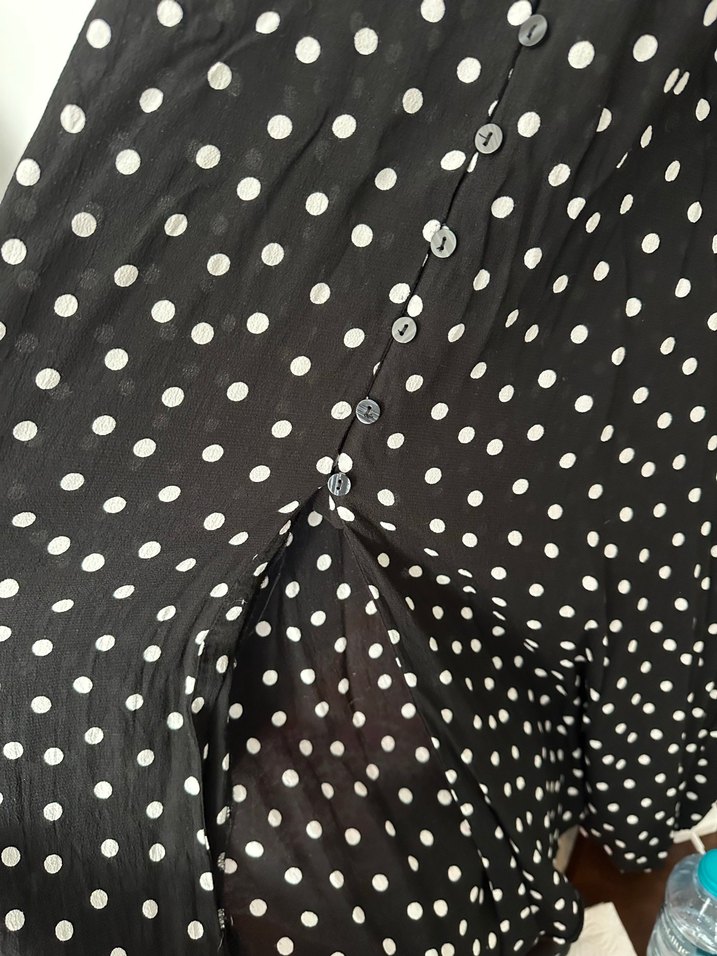 Puantiye Desenli Siyah Uzun Askılı Elbise - Görsel 4