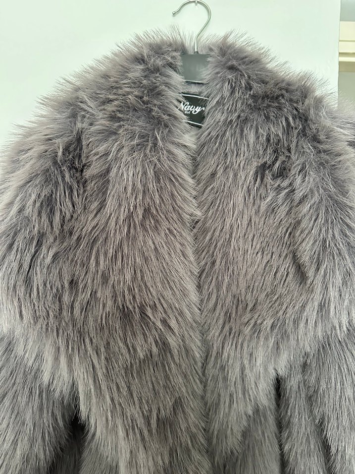 Gri Kadın Kürk Detaylı Midi Mont - Görsel 3