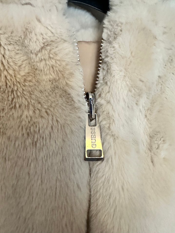 Bej Guess Çift Taraflı Kürk - Görsel 2