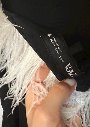 Otriş Tüy Detaylı Siyah Straplez Mini Elbise - Görsel 4