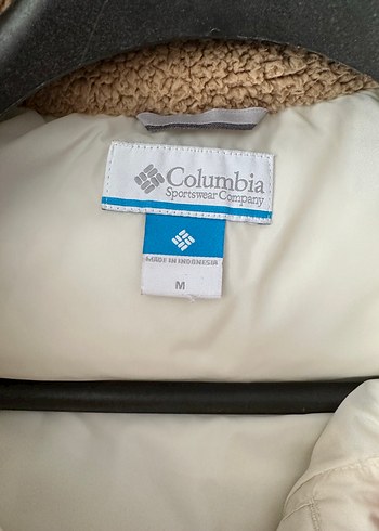 Bej Kadın Midi Kış Montu, Kürk Detaylı - Görsel 4