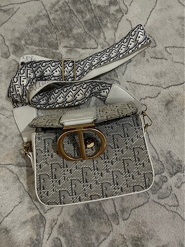 Dior Kol çantası
