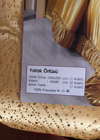 Altın Renkli İşlemeli Parlak Yatak Örtüsü - Görsel 6