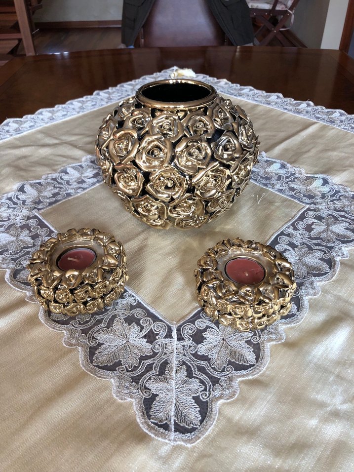 Altın Renkli Gül Desenli Mumluk Seti - Görsel 3